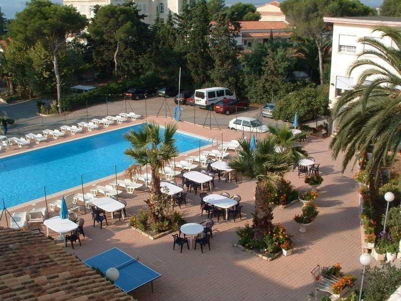 Village Vacances Le Lion De Mer แซ็งต์-ราฟาเอล ภายนอก รูปภาพ