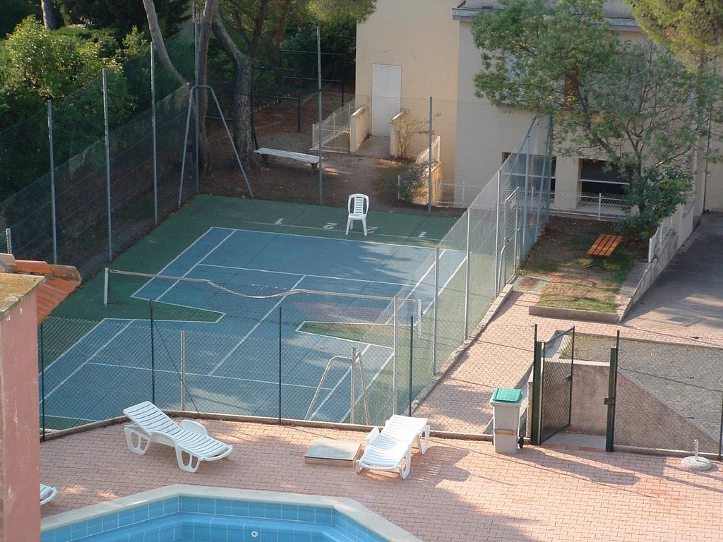 Village Vacances Le Lion De Mer แซ็งต์-ราฟาเอล ภายนอก รูปภาพ